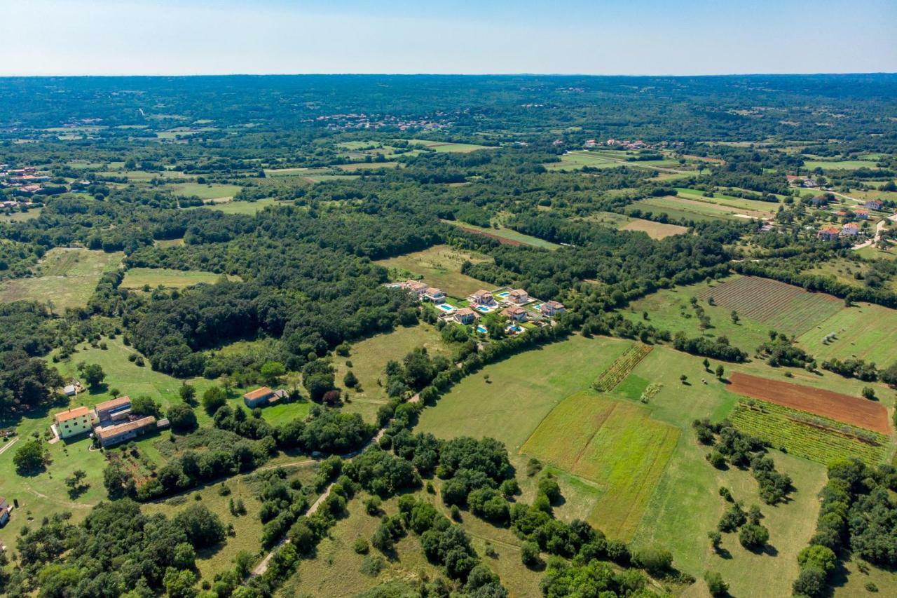Villa Leticia Hreljići Exteriör bild